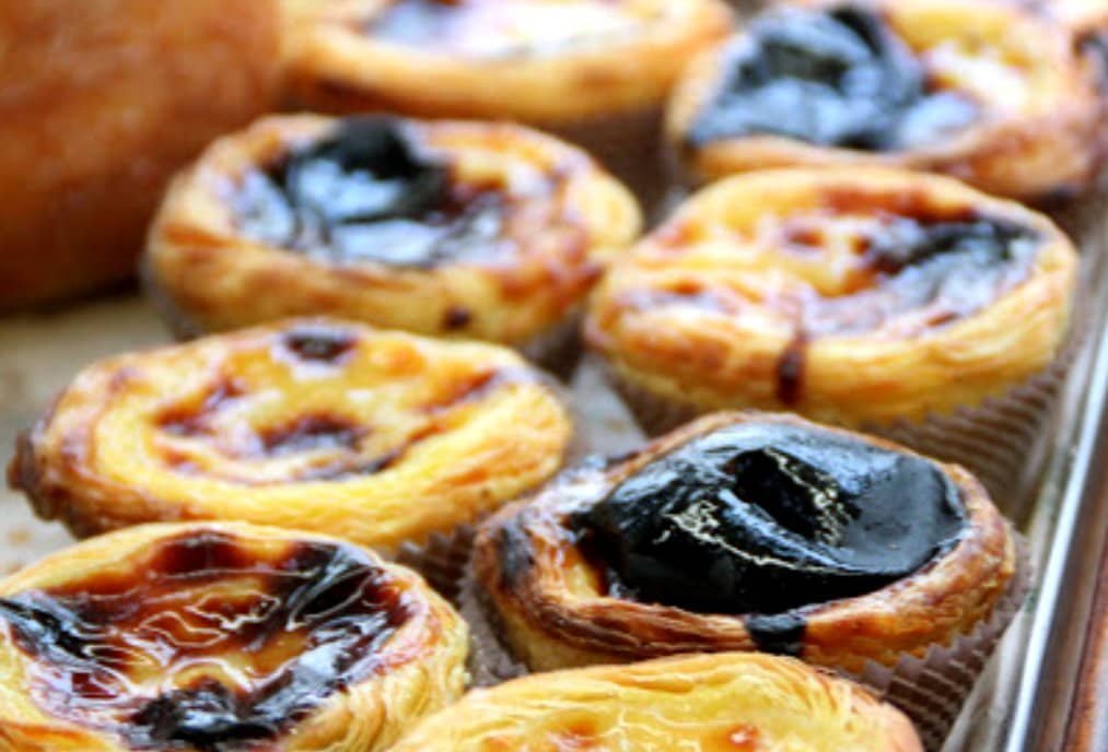 Pasteis de nata de la Confeitaria do Bolhao à Porto